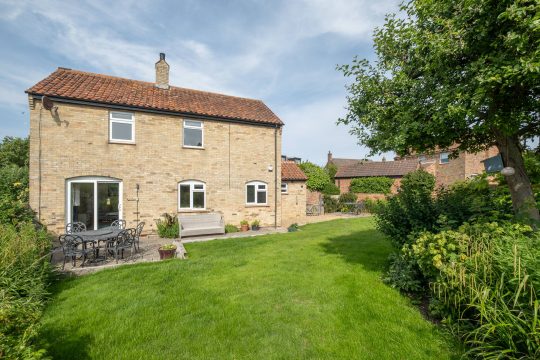 4 Sanctuary Cottage