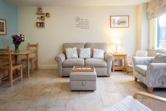 2 bedroom Granary Cottage Benhall