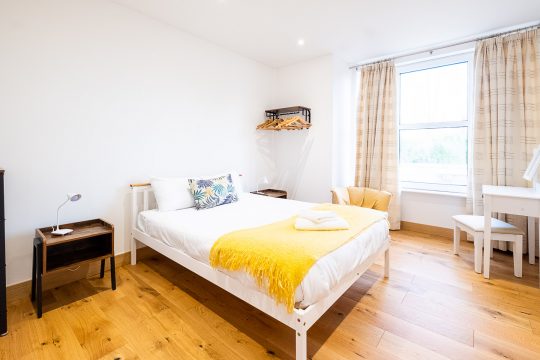 Ash – Three Tuns Apartments