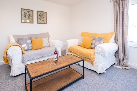 Elm – Three Tuns Apartments