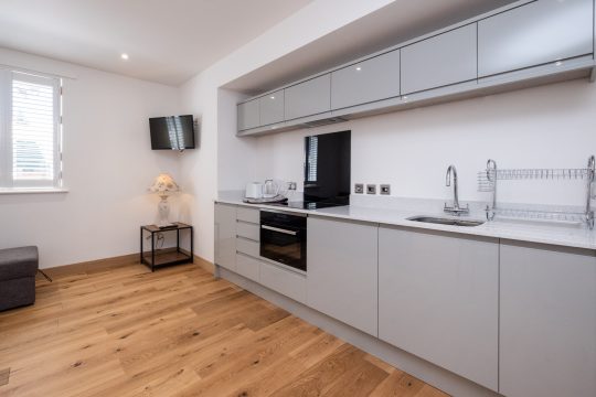 Hazel – Three Tuns Apartments