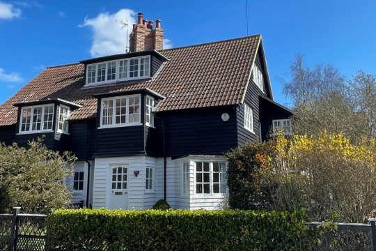 9 The Whinlands