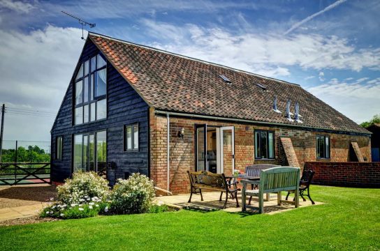 The Hayloft – East Green Farm Cottages