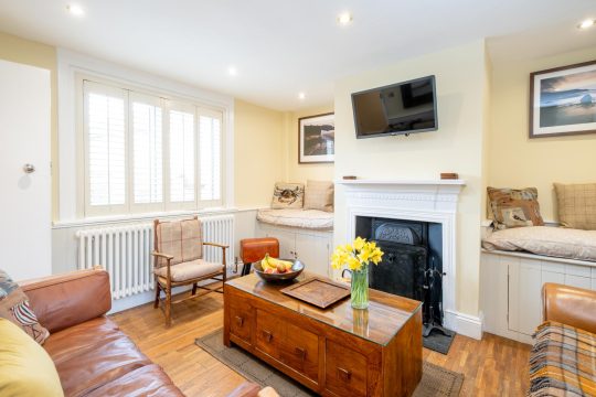 Pebble Cottage – 6 Victoria Rd