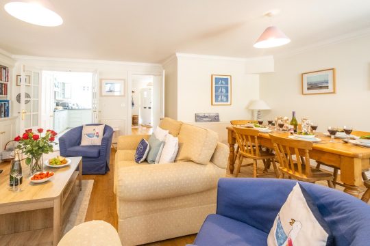 12 Prevetts Way