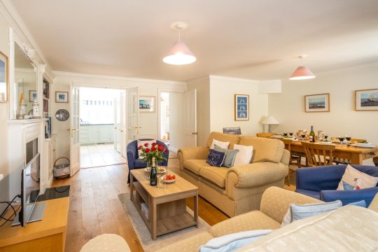 3 bedroom 3 bathroom cottage in aldeburgh