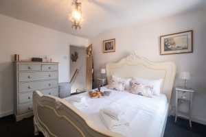 5 Burrells Cottages