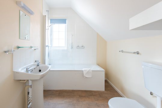 Dolphin Apartment