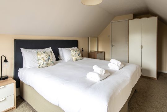 Dolphin Apartment