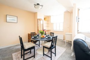 Hill House Apartment