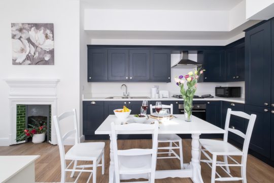2 Volunteer House