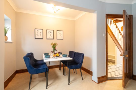 10 Jubilee Cottage