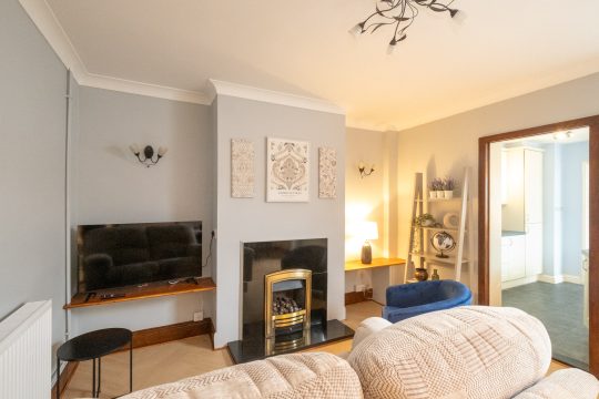 10 Jubilee Cottage
