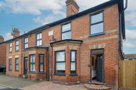 10 Jubilee Cottage