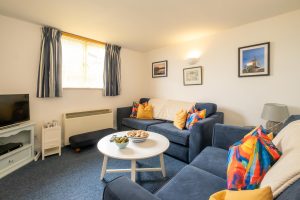 1 Ogilvie Lodge
