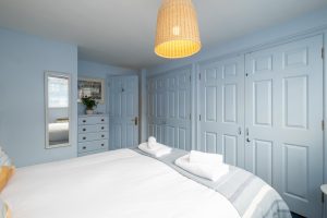 1 Ogilvie Lodge