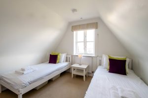 7 Sanctuary Court