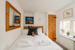 1 Tunns Cottage