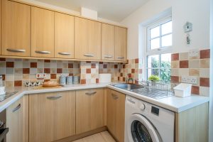 Driftwood – 10 Britten close