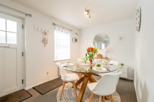 Driftwood – 10 Britten close