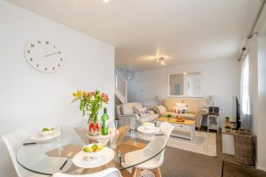Driftwood – 10 Britten close