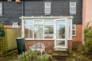 Driftwood – 10 Britten close