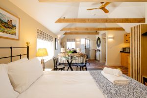 Holly Tree Lodge